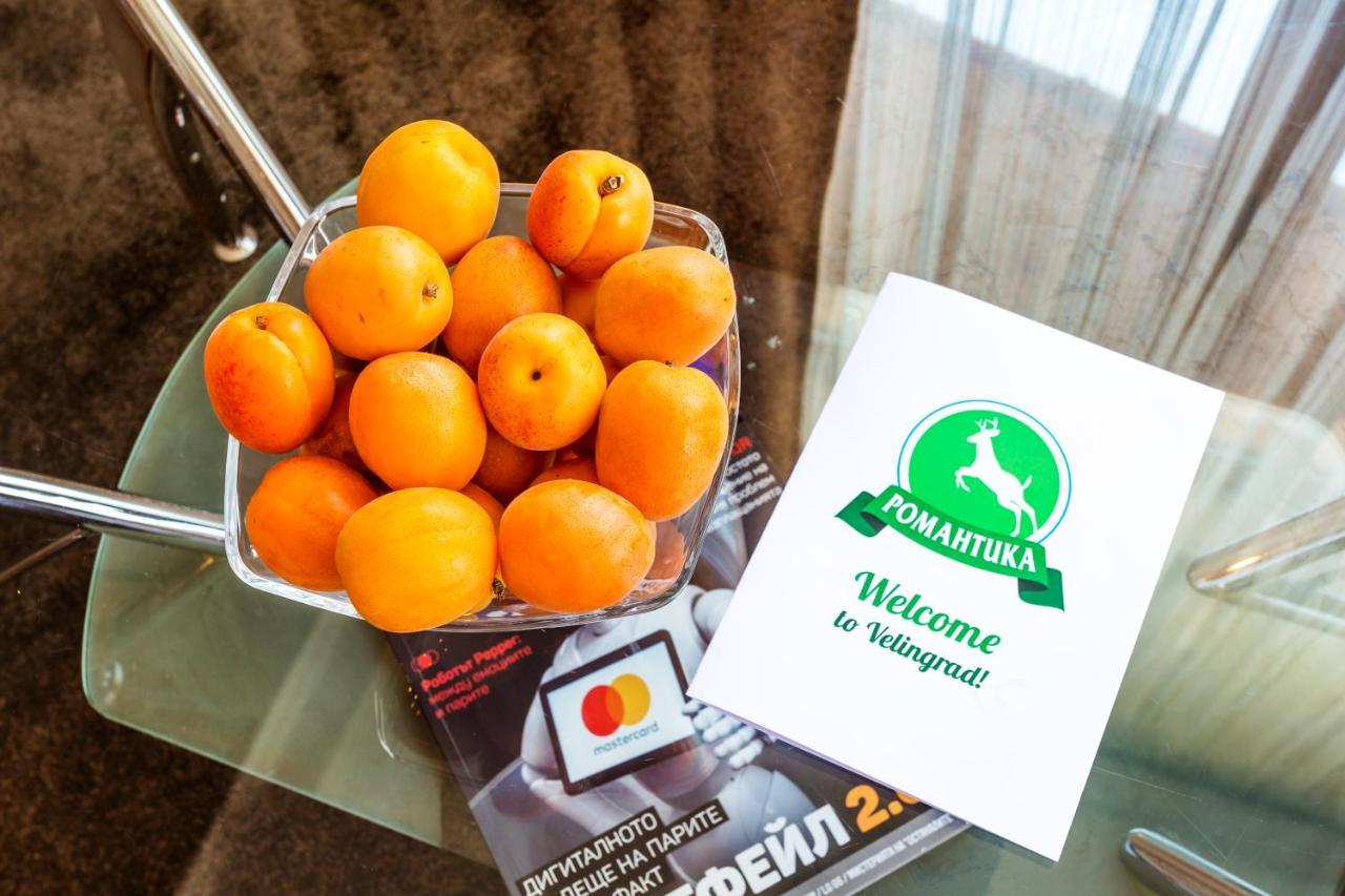 Family Hotel Romantika เวลินกราด ภายนอก รูปภาพ