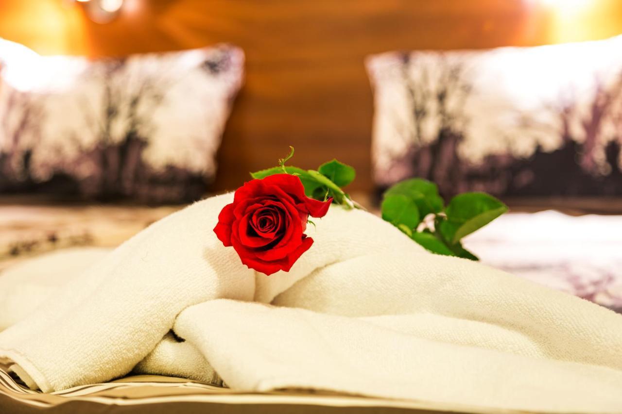 Family Hotel Romantika เวลินกราด ภายนอก รูปภาพ