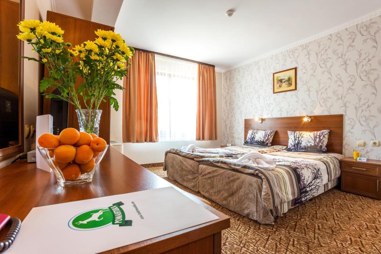 Family Hotel Romantika เวลินกราด ภายนอก รูปภาพ